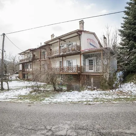 ξενοδοχειο παπαναγιωτου Hotel Neraïdochóri