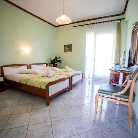 ξενοδοχειο παπαναγιωτου Hotel