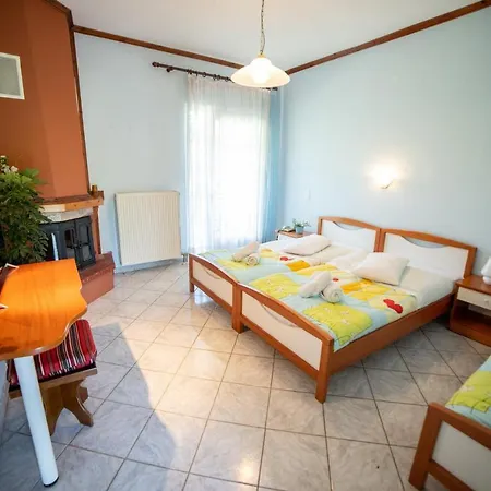 ξενοδοχειο παπαναγιωτου 2*