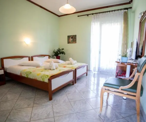 ξενοδοχειο παπαναγιωτου Отель